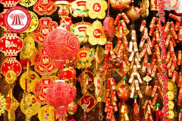 Tết 2025 mặc màu gì theo tuổi, hướng dẫn chọn màu hợp mệnh theo ngũ hành để rước tài lộc